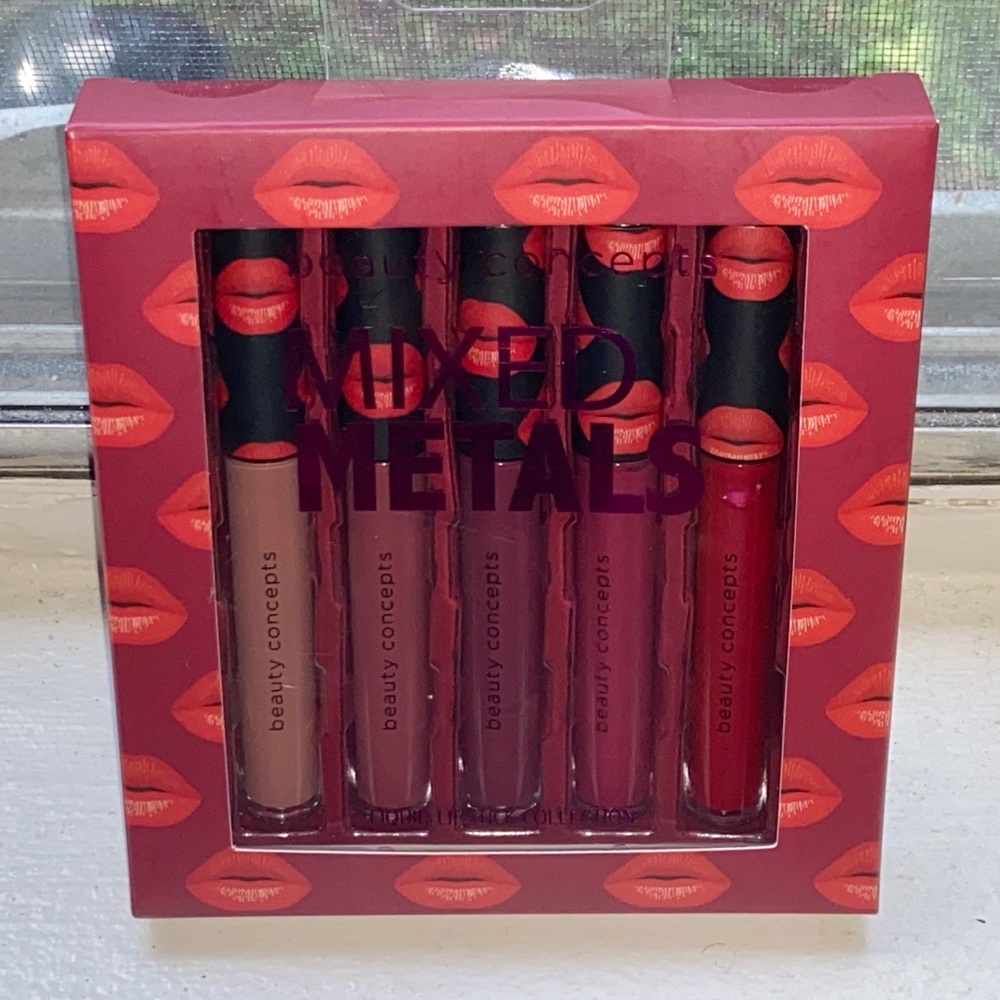 NEW in box 5 BC liquid lipstick set